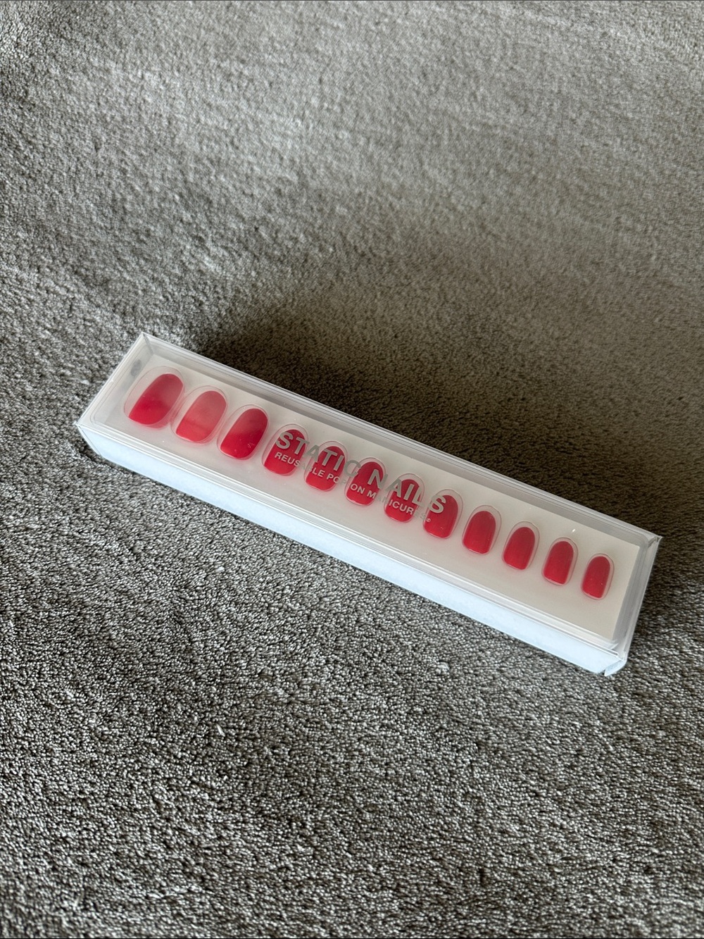 Reusable Press-On Nails in red by STATIC NAILS